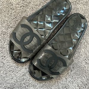 Chanel pool slides